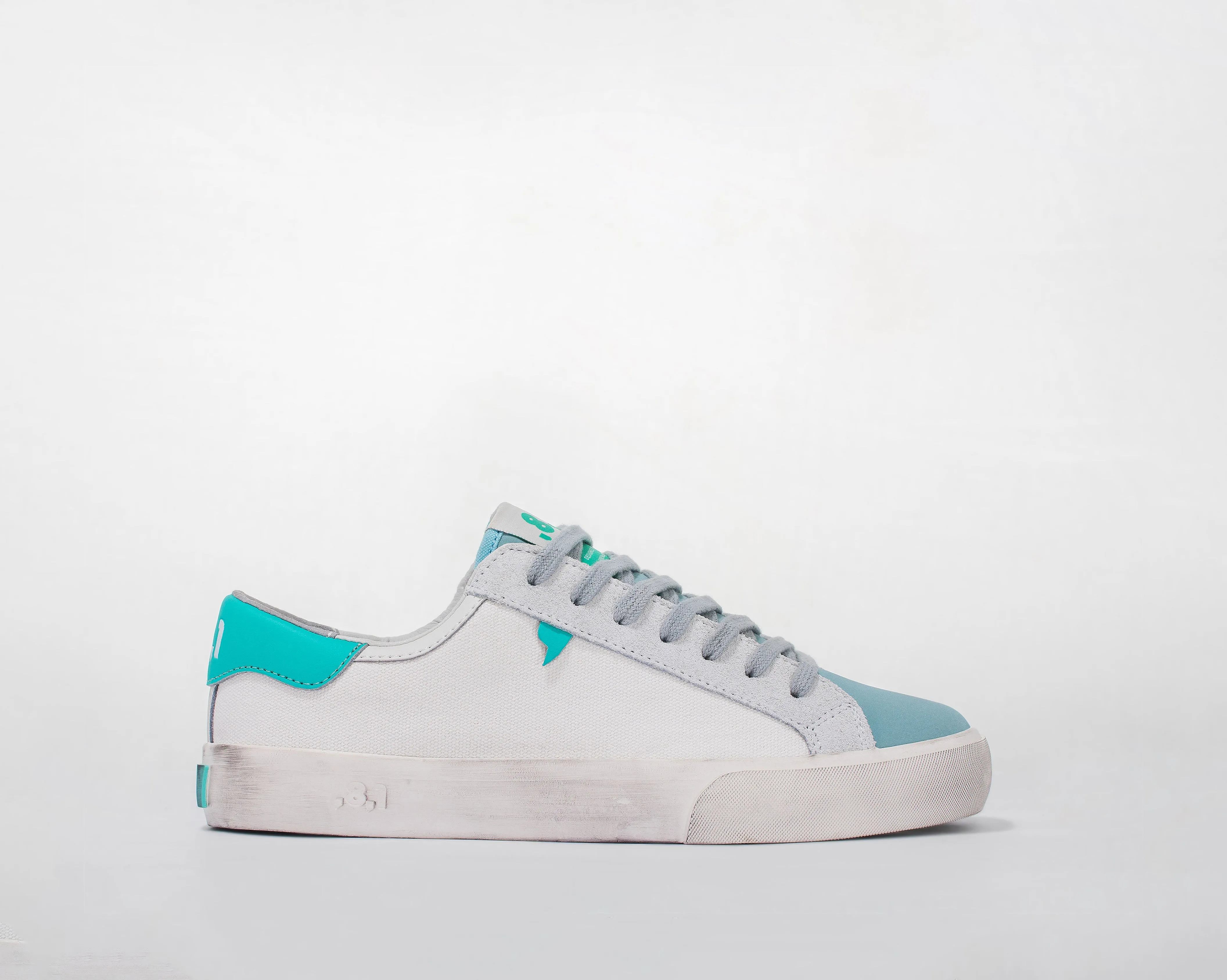 Icicle White Low-top
