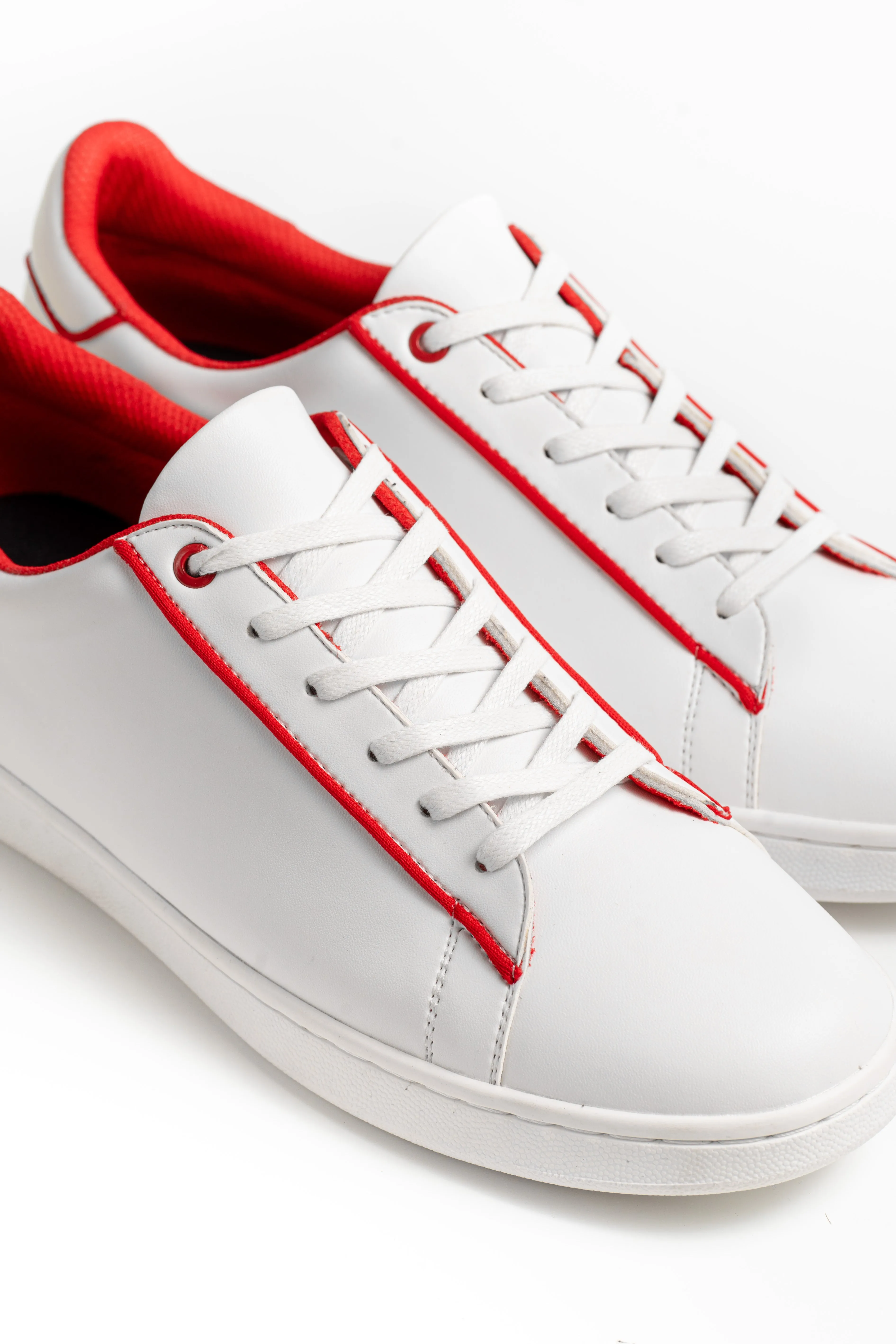 LAA-23 | WHITE / RED | MEN