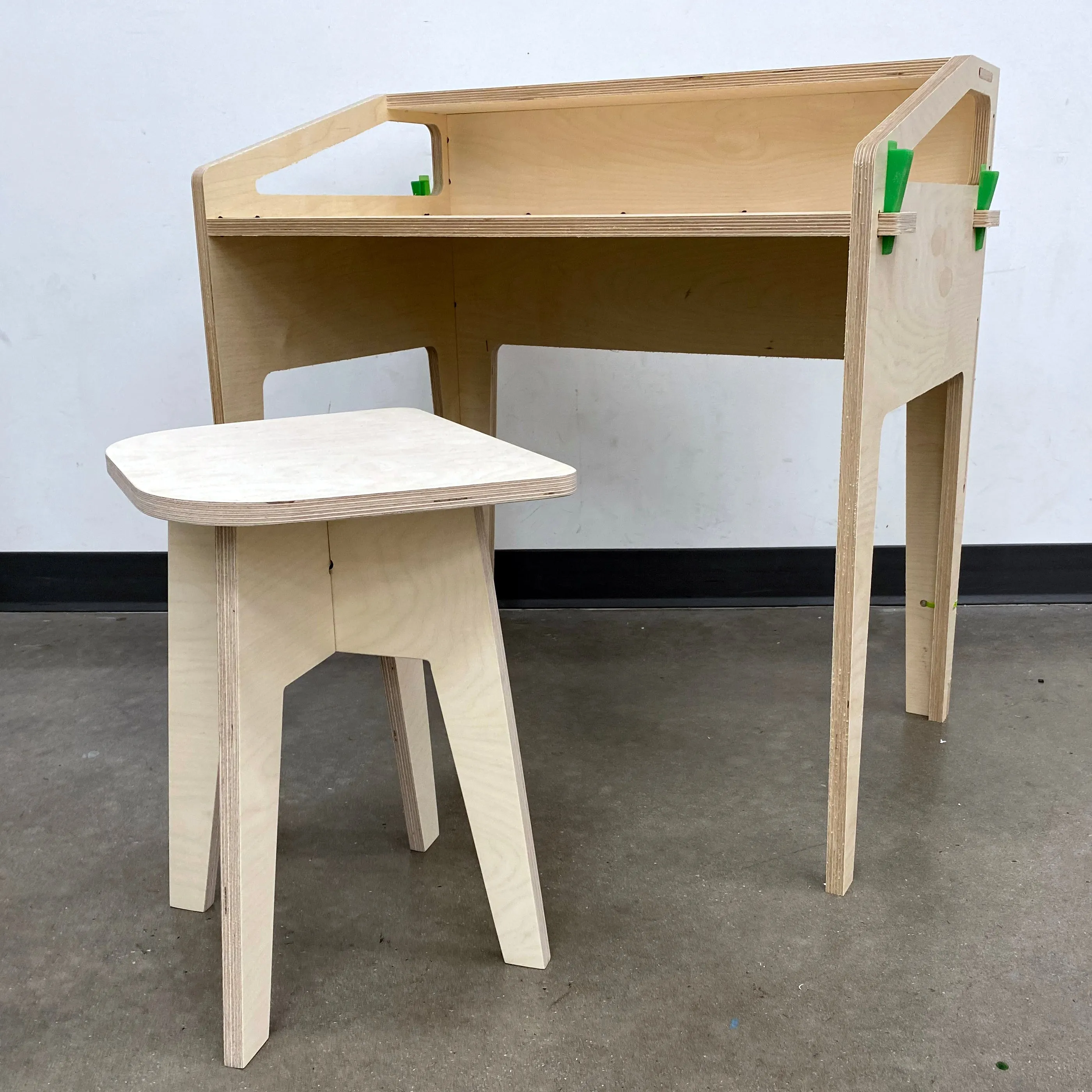 Makers Unite Stool