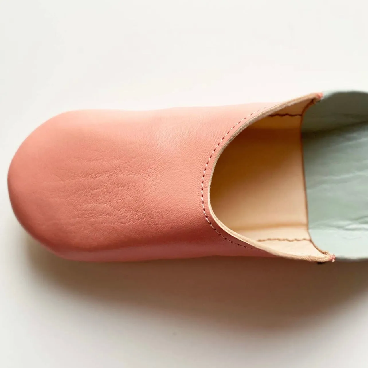 Moroccan Babouche Slippers Peach & Gray